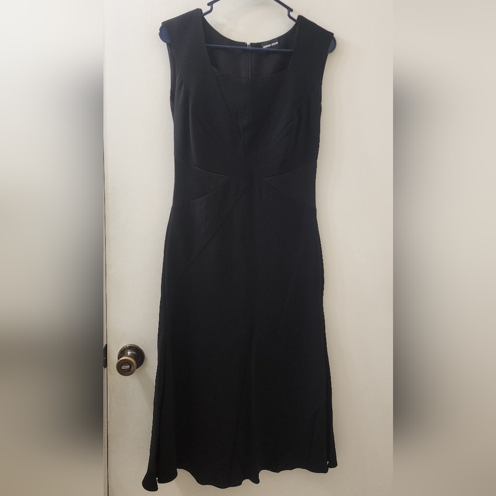 Giorgio Armani Elegant Black Sleeveless Dress, Size 38, 100 % Silk.
